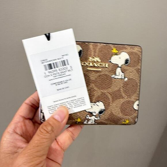 Last 1‼️Coach X Peanuts Snap Wallet Signature Canvas Snoopy Print CBN32 - Picture 6 of 6